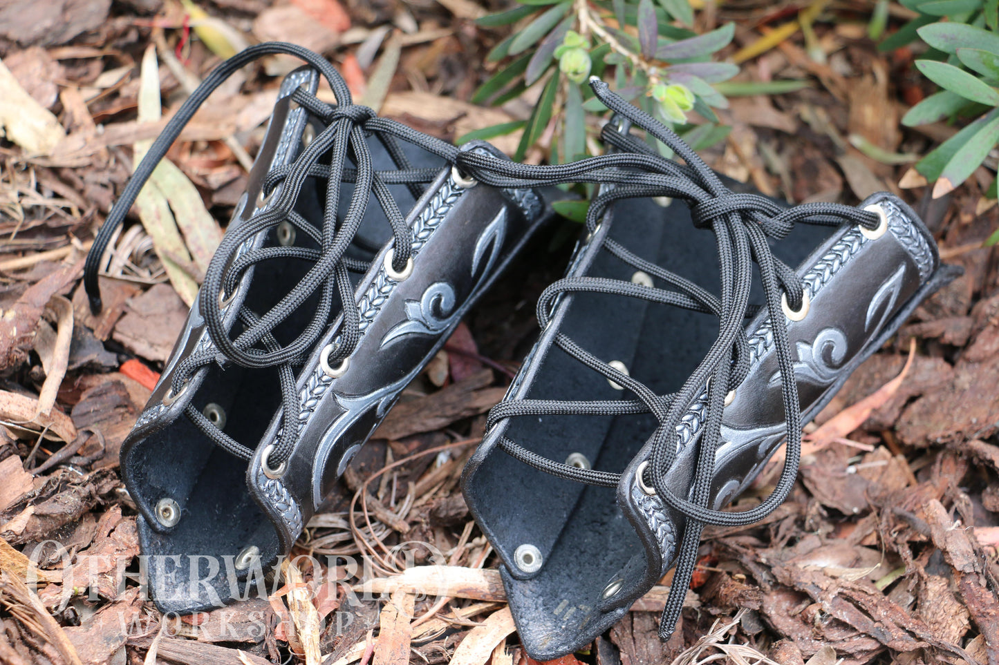 Leather Elven Bracers Set