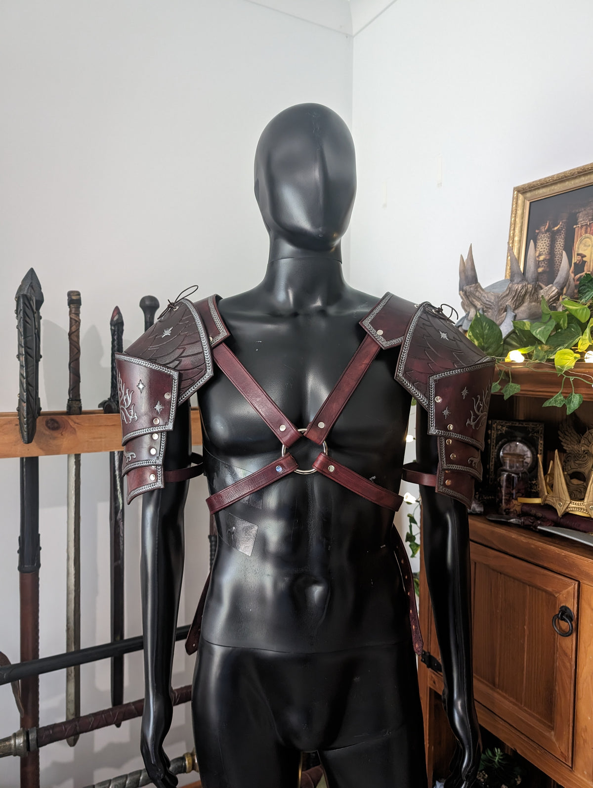 Leather Elven Ranger Shoulder Pauldron Set
