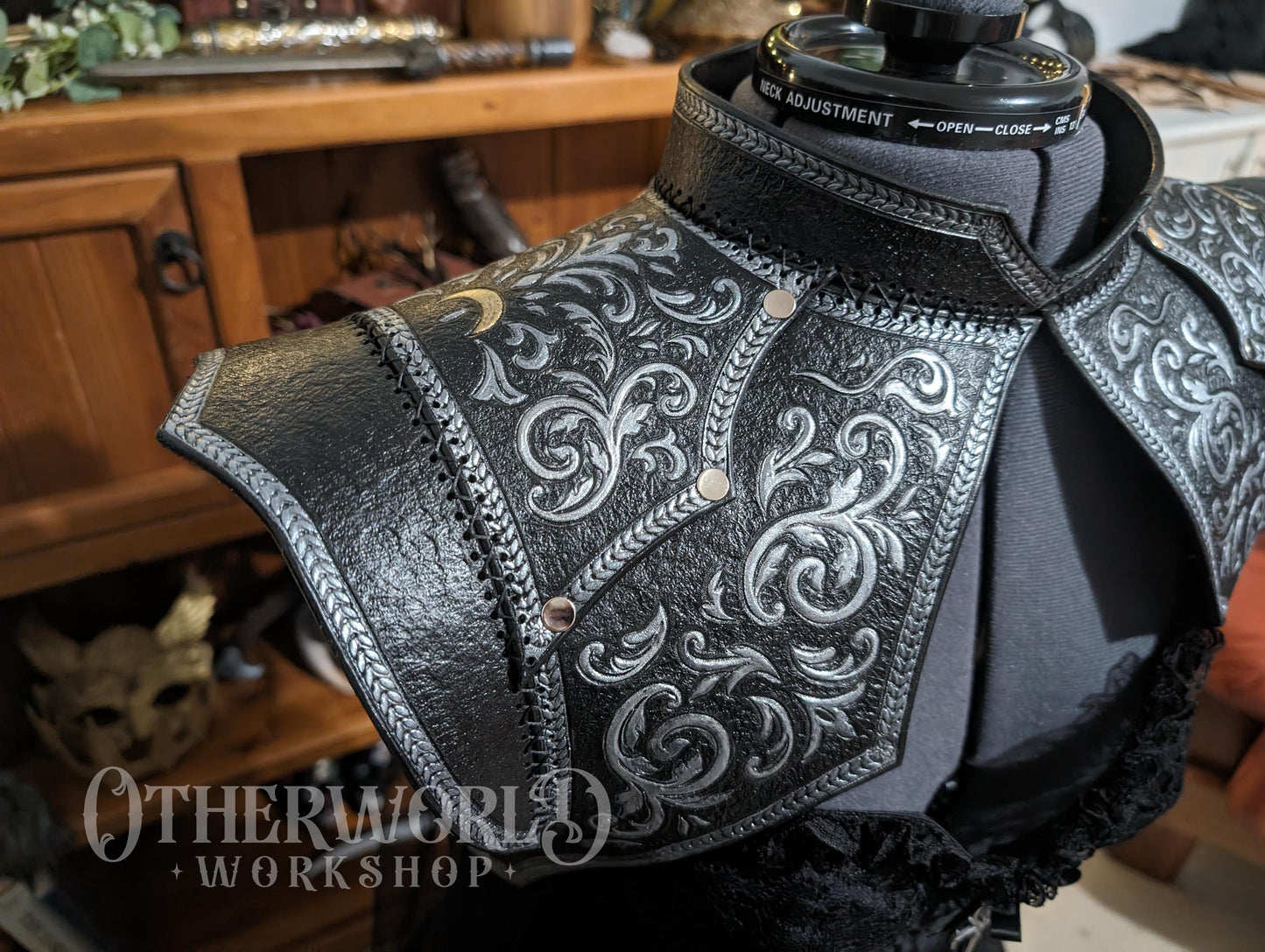Leather Enchantress Shoulder Mantle | *Preorder*