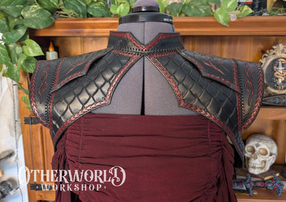 Leather Dragonscale Shoulder Mantle