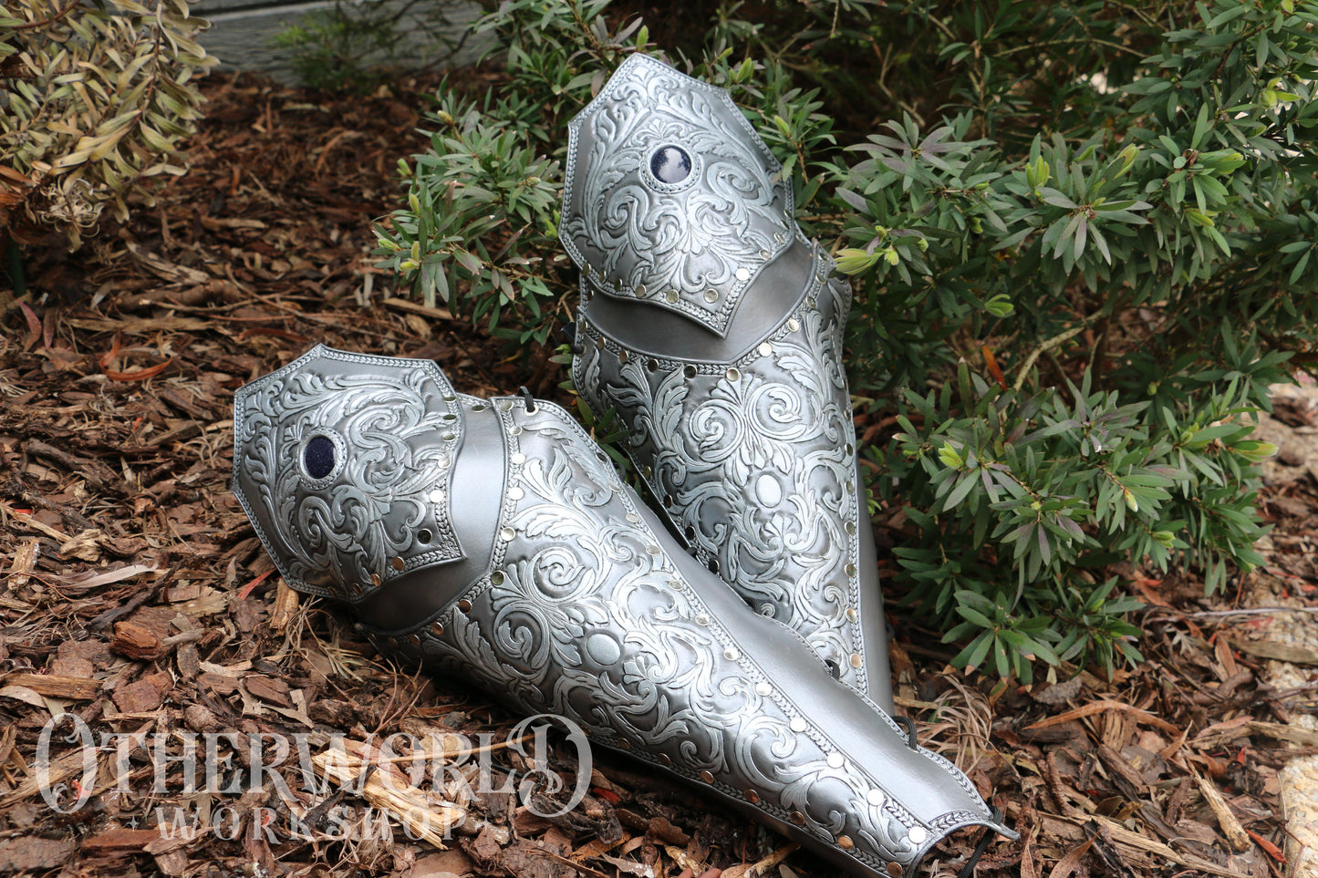 Leather Baroque Greaves Set