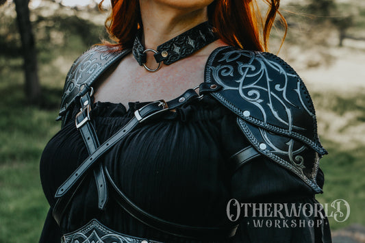 Leather Elven Pauldrons Set