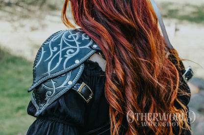 Leather Elven Pauldrons Set