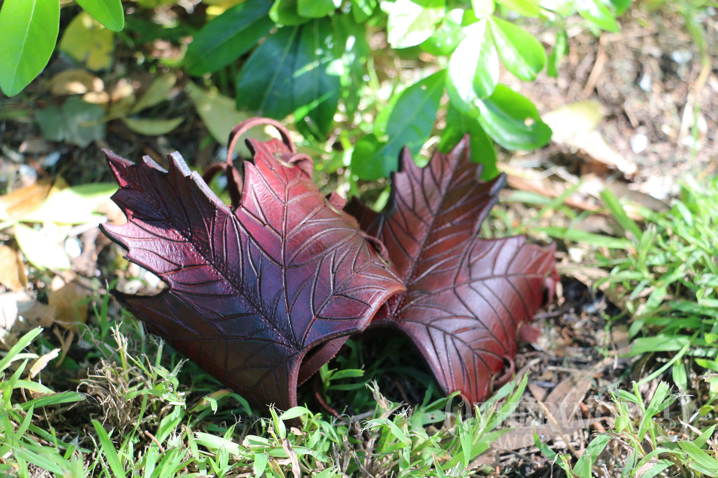Leather Maple Leaf Cuff Set