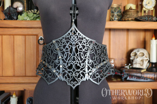 Leather Vine Thorn Waist Belt | Silver