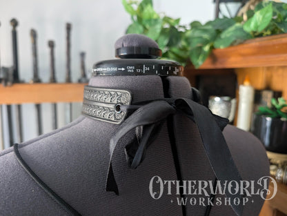 Leather Baroque Choker