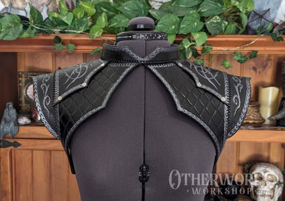 Leather Dragonscale Shoulder Mantle | *Preorder*