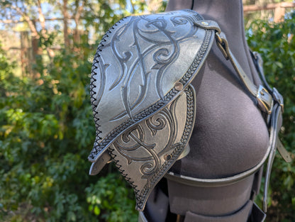 Leather Elven Pauldrons Set