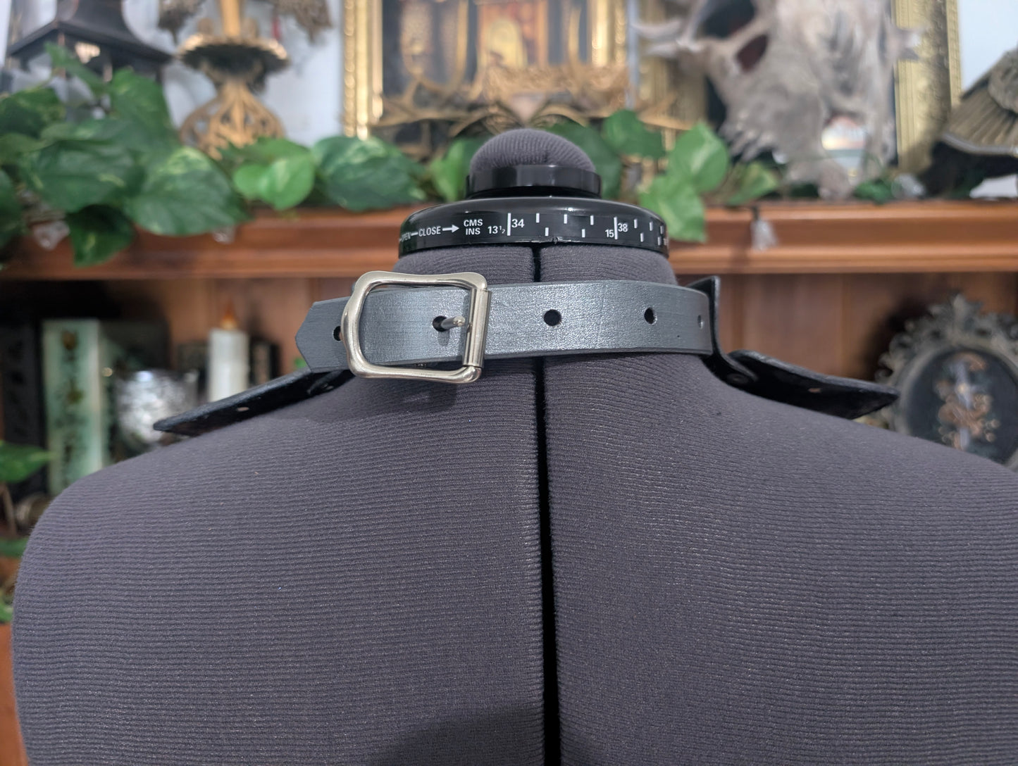 Leather Baroque Gorget Neckpiece