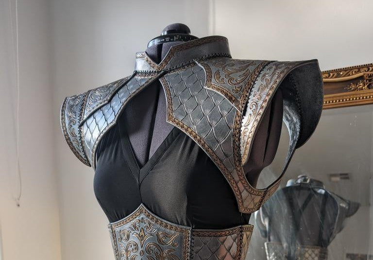 Leather Dragonrider Shoulder Mantle